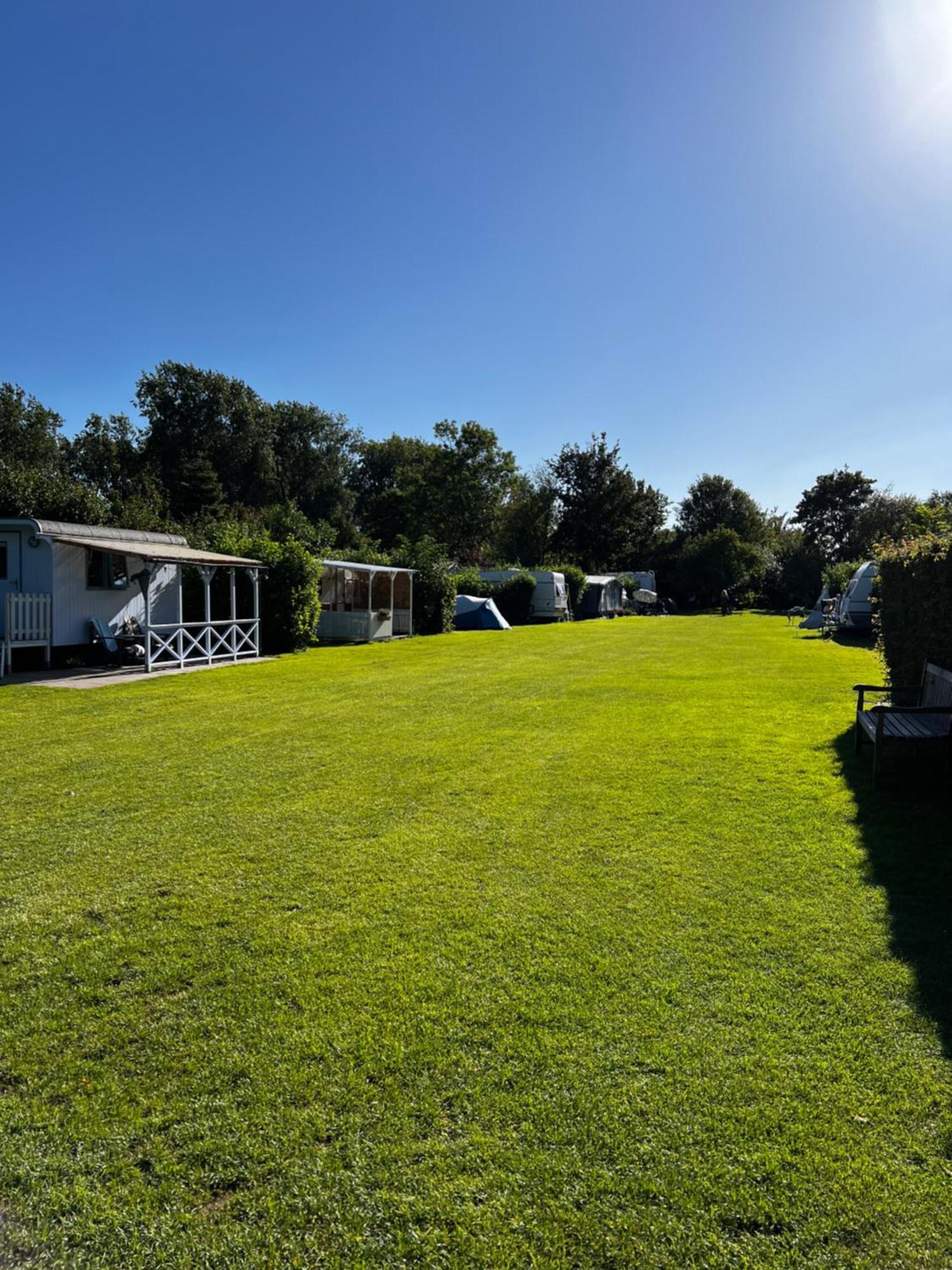Shepherds Hut Oostvoorne Exterior photo